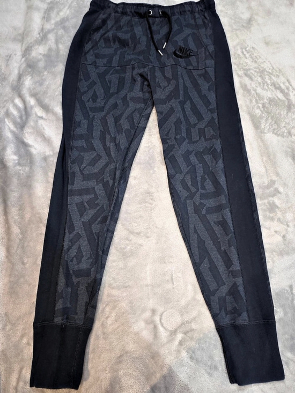 Nike Women's Geometric Joggers Black Size XS Like New